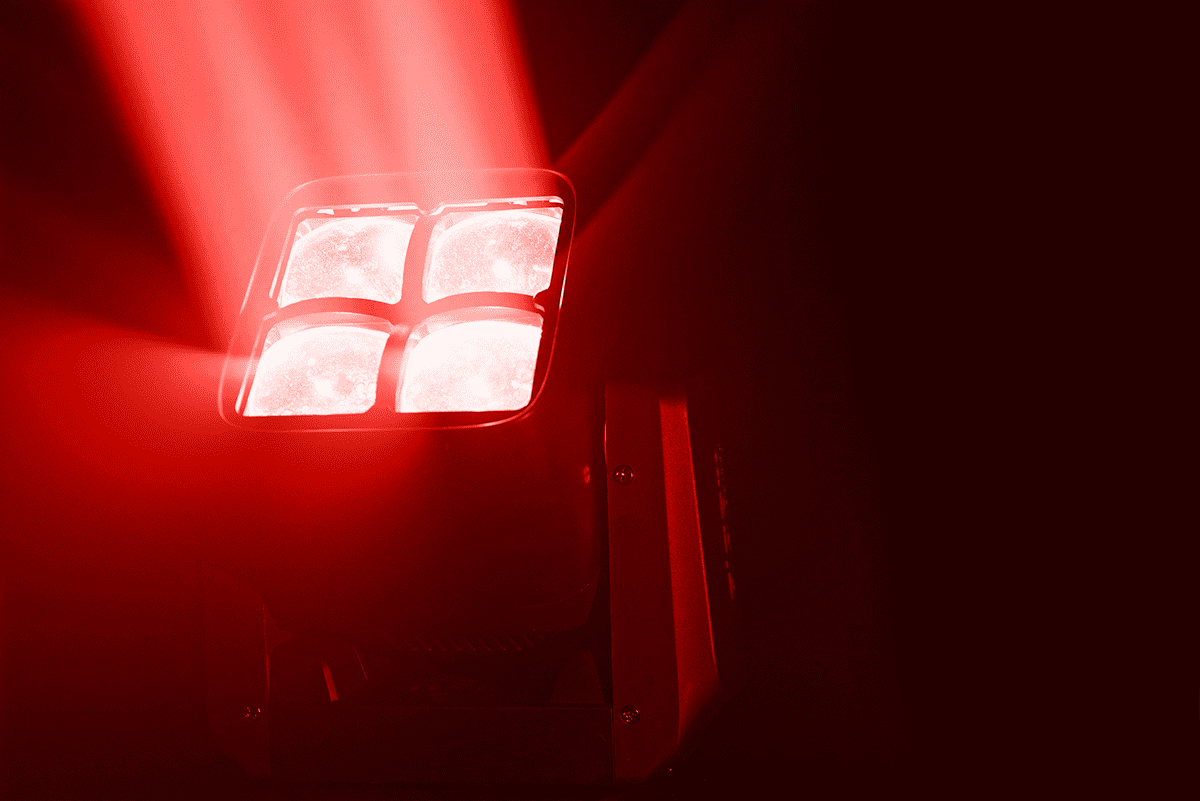 Light sources: 4 x OSRAM 30W RGBW LEDs + zoom