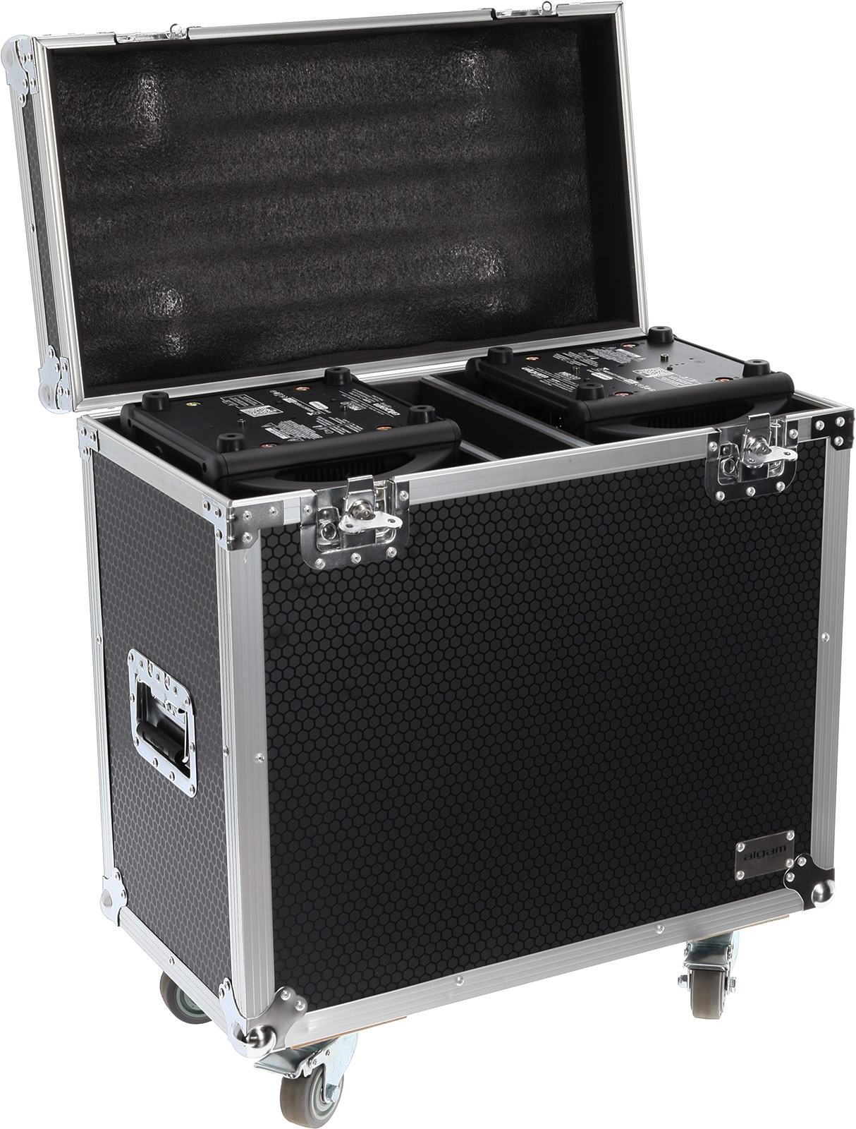 Flight case on wheels for 2 MB200